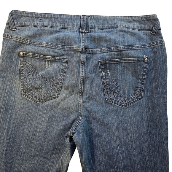 Lane Bryant Womens Size 20 Blue Distressed Denim Jeans Embroidered Pockets - Picture 7 of 16